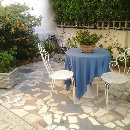 Villa Lea Viareggio Bagian luar foto